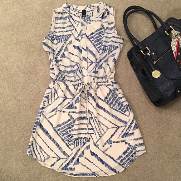 GAP Drawstring Waist Dress - Picture 5 of 8